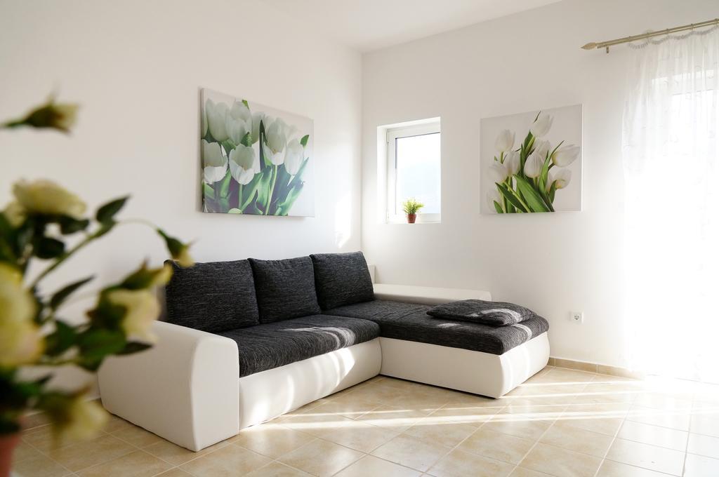 Apartment Begonia Of Kumbor 赫尔采格诺维 外观 照片